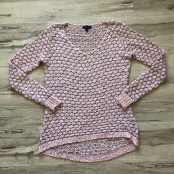 Le Chateau Blush V-Neck Sweater - Picture 2 of 6